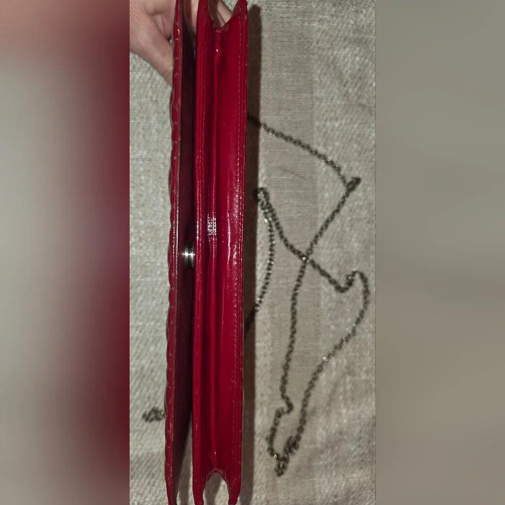 Pre-owned Authenic DIOR Red Patent Cannage Lady Dior Convertible Clutch - Picture 4 of 14